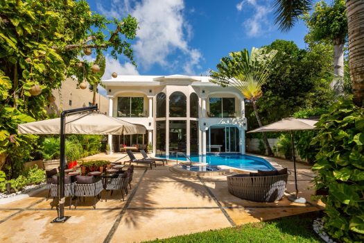 Luxury 4BR Home for Sale in Playacar | Private Pool