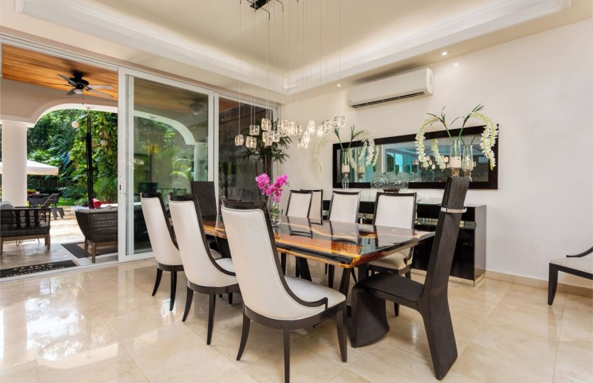 Luxury 4BR Home for Sale in Playacar | Private Pool