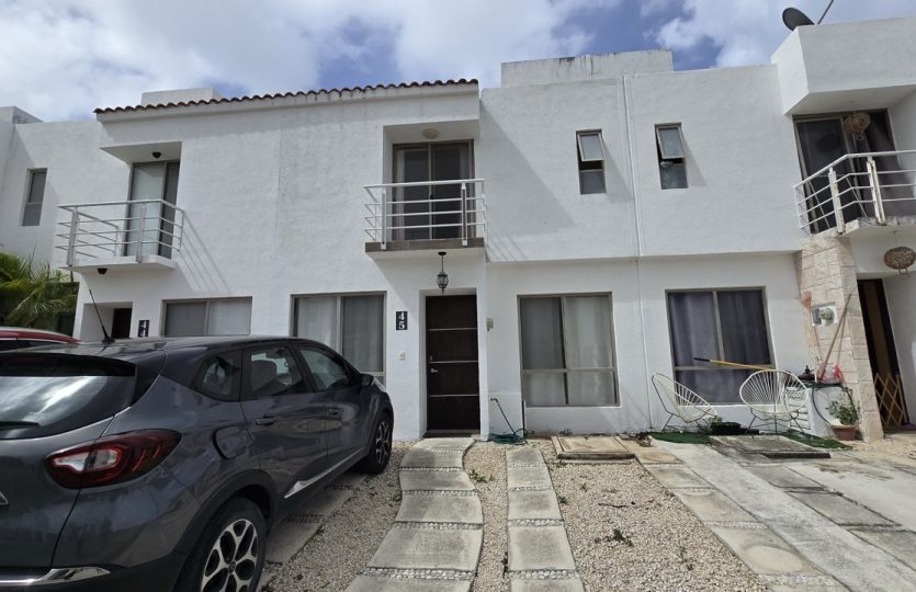 3-Bedroom House for Rent in Bali Residencial | Playa del Carmen