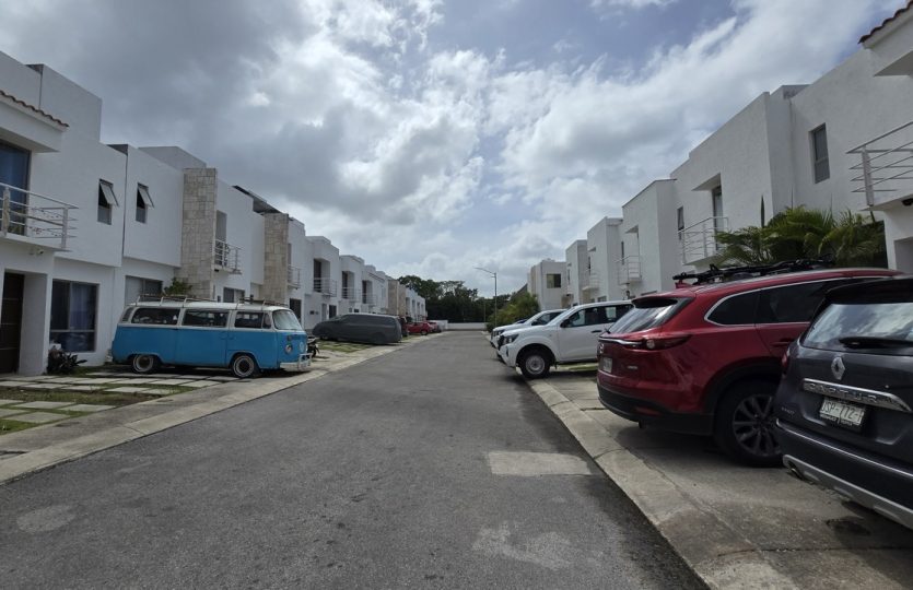 3-Bedroom House for Rent in Bali Residencial | Playa del Carmen