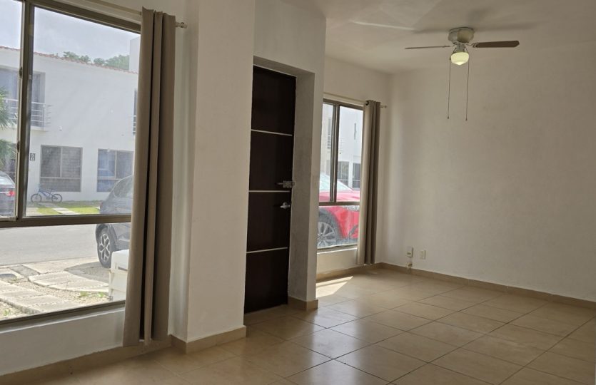 3-Bedroom House for Rent in Bali Residencial | Playa del Carmen